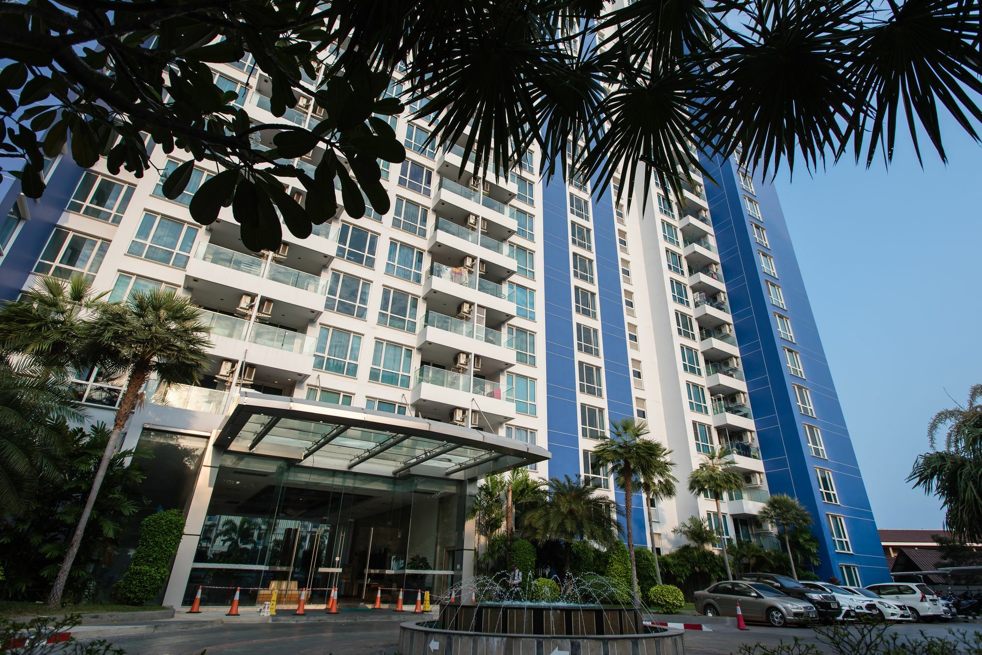 The Cliff Condominium Pattaya Eksteriør billede